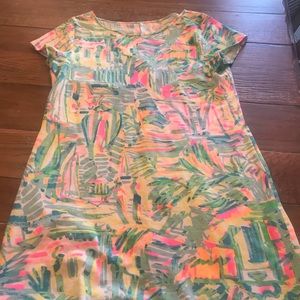 Lilly Pulitzer Size Large T-shirt Dress